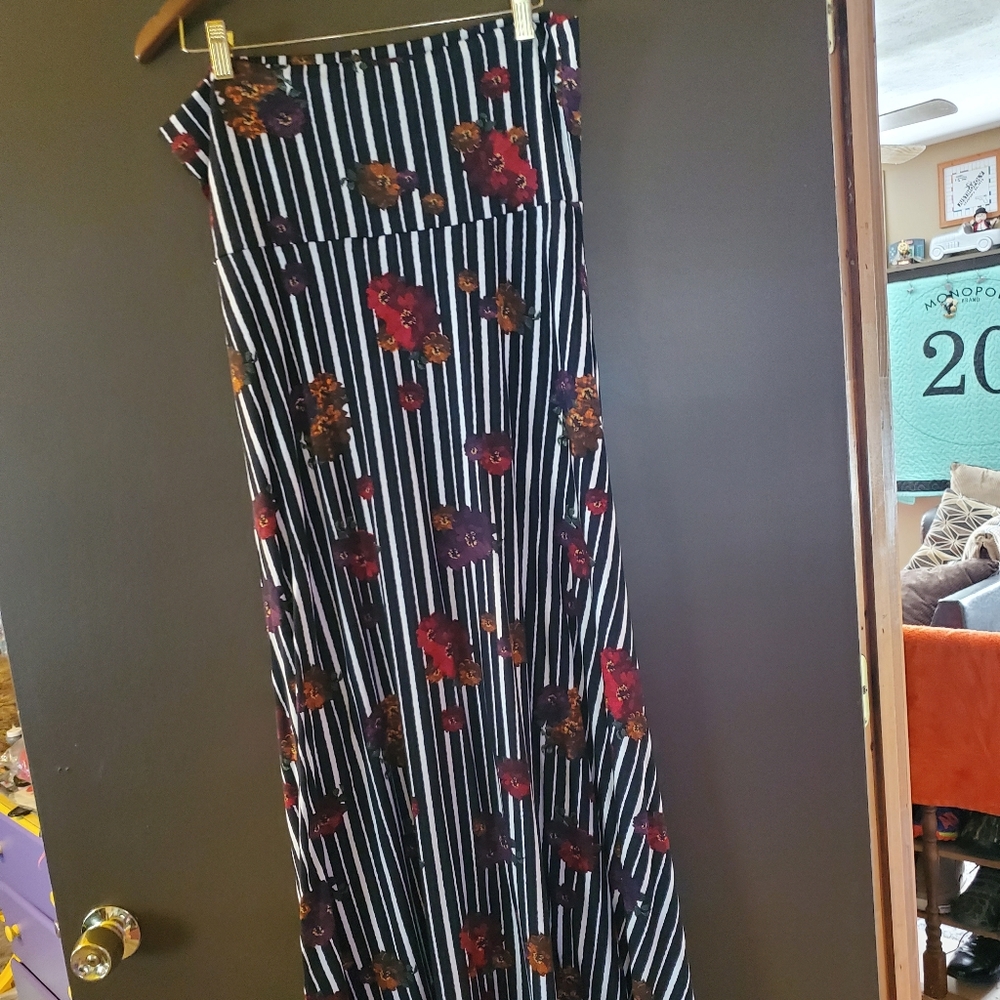 Maxi skirt